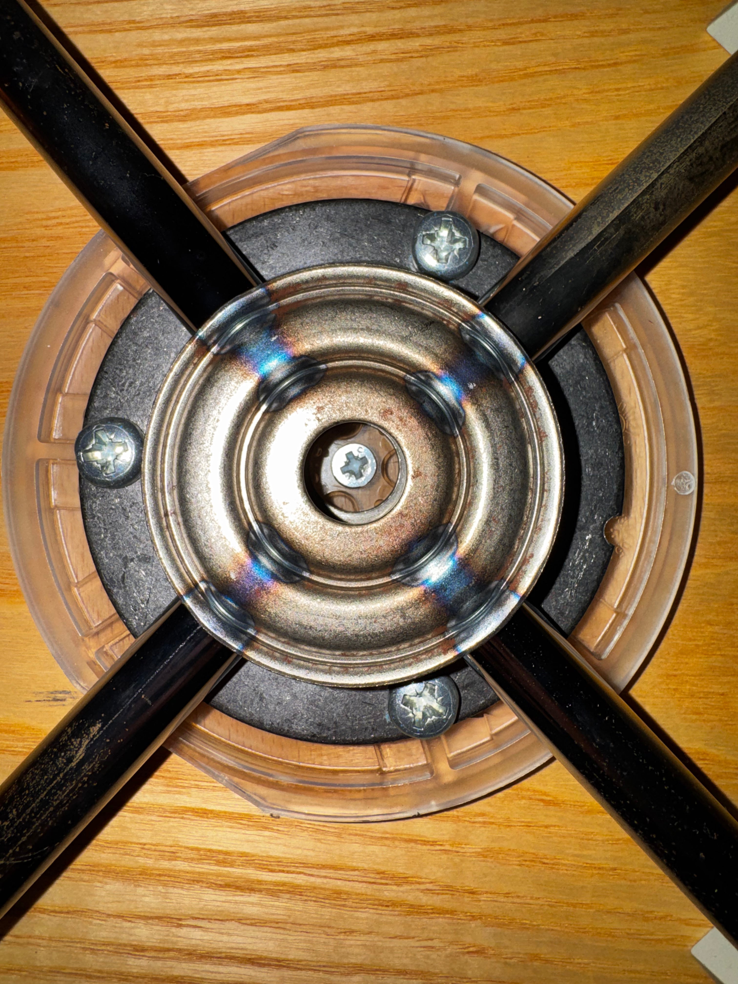 3 løse skruer til 7'er stole