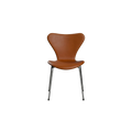 Nypolstret Arne Jacobsen Syveren stol 3107 i cognac læder, chrome stel